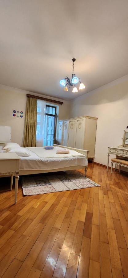 Aparthotel Gelahouse Batumi Zewnętrze zdjęcie